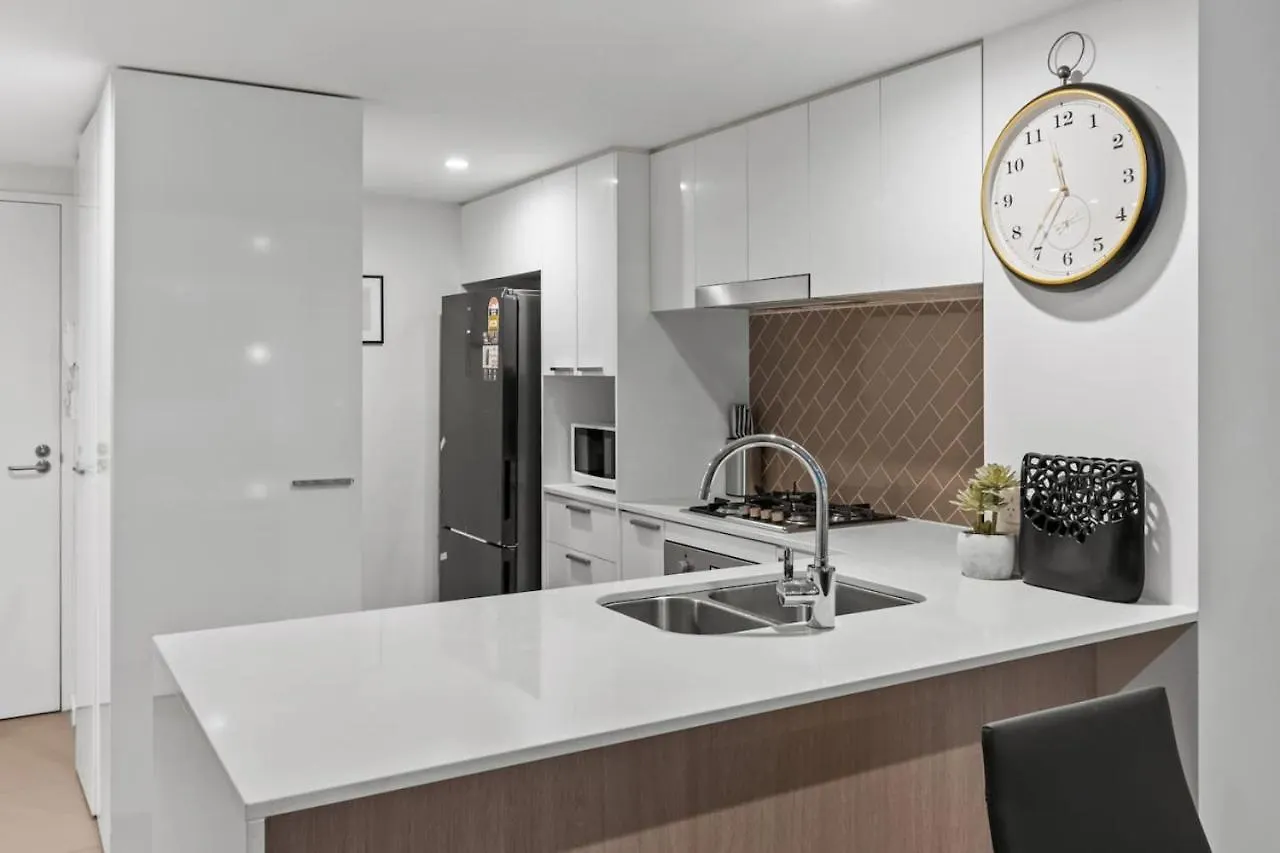 Modern 2B2B Suit Only 10Mins To Airport N Southbank Brisbane Apartment